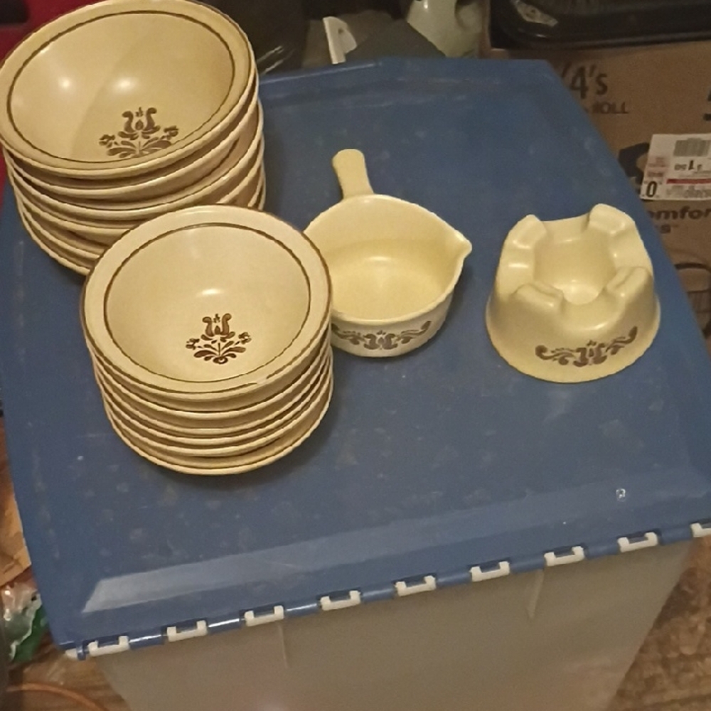 Pfaltzgraff Cream and Brown Coffee & Tea Set